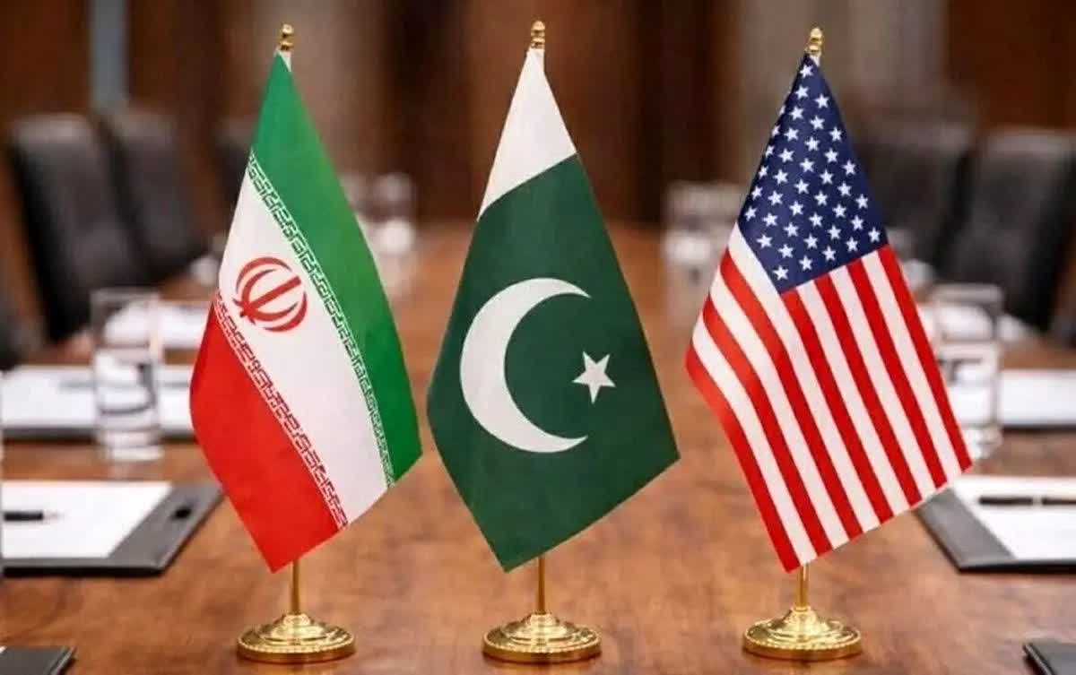 طرفین متعهد به توقف جنگ، احترام به حاکمیت و آغاز مذاکرات ۶۰ روزه برای توافق نهایی شدند. آمریکا محاصره دریایی را ظرف ۳۰ روز برمی‌دارد تحریم‌ها را طبق برنامه زمان‌بندی لغو می‌کند و ۳۰۰ میلیارد دلار برای بازسازی ایران تأمین می‌کند. ایران نیز عبور ایمن کشتی‌ها را در تنگه هرمز تسهیل می‌نماید. اجرای مفاد کلیدی پیش‌شرط آغاز مذاکرات درباره باقی بندهاست.