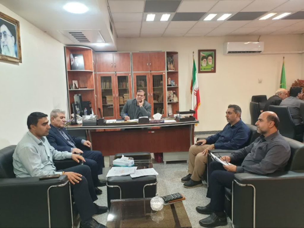 این کارگروه با هدف تبدیل دستورالعمل‌های کلان استانداری به اقدامات میدانی و نظارت دقیق بر زیربخش‌های کشاورزی تشکیل شده است. دستورالعمل‌های نهایی شده برای اجرای سریع و مؤثر در سطح روستاها و شهرها به مدیریت‌های شهرستانی ابلاغ گردید.