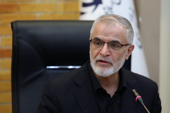 مواکب مردمی در نقاط زیادی از شهر تهران برپا شده و مردم، هیأتها و تشکلها برای میزبانی از همه مهمانانی که از اقصی نقاط کشور به تهران میآیند تا در مراسم وداع، نماز و تشییع رهبر شهید انقلاب شرکت کنند، آمادگی دارند